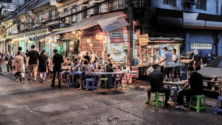 BANGKOK STREET FOOD เสน่ห์ปลายลิ้นของอาหารริมทาง